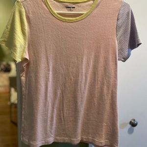 Cute multi color Lands End Tee!